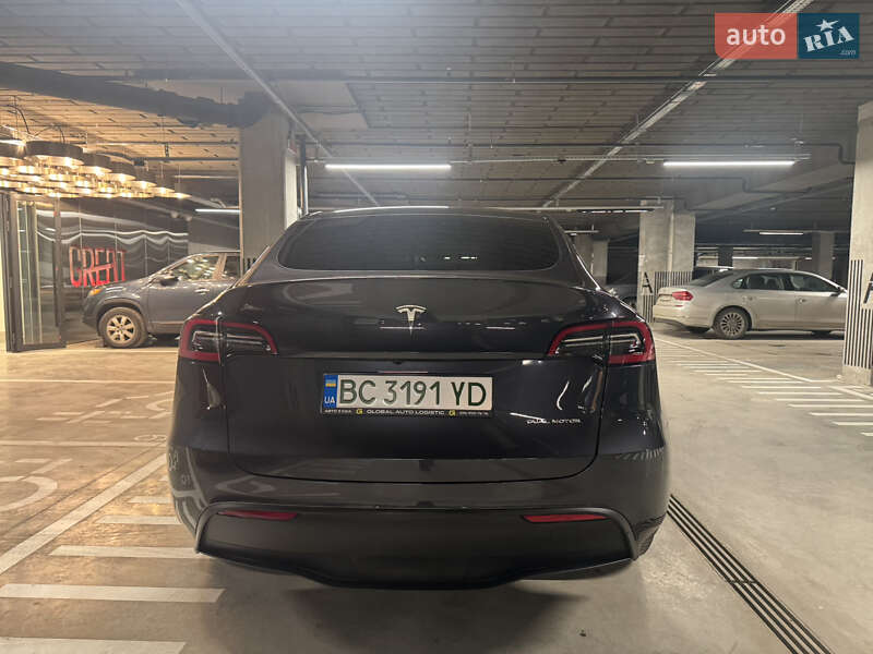 Внедорожник / Кроссовер Tesla Model Y 2024 в Львове