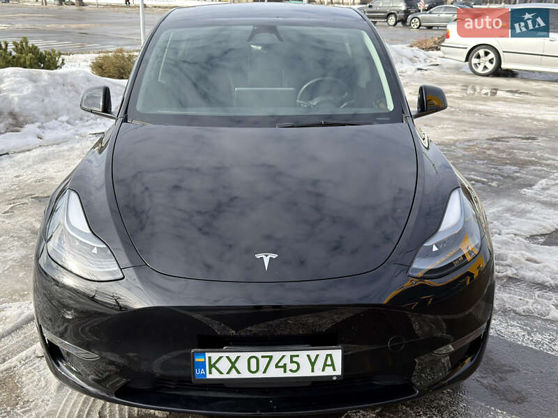 Позашляховик / Кросовер Tesla Model Y 2024 в Харкові