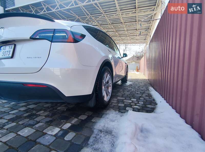 Внедорожник / Кроссовер Tesla Model Y 2022 в Черкассах