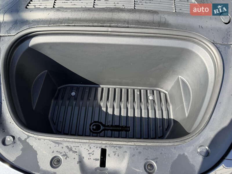 Позашляховик / Кросовер Tesla Model Y 2024 в Черкасах