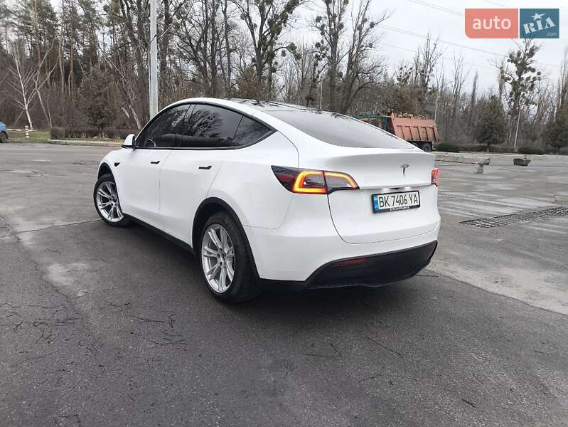 Внедорожник / Кроссовер Tesla Model Y 2024 в Харькове фото 9 Внедорожник / Кроссовер Tesla Model Y 2024 в Харькове