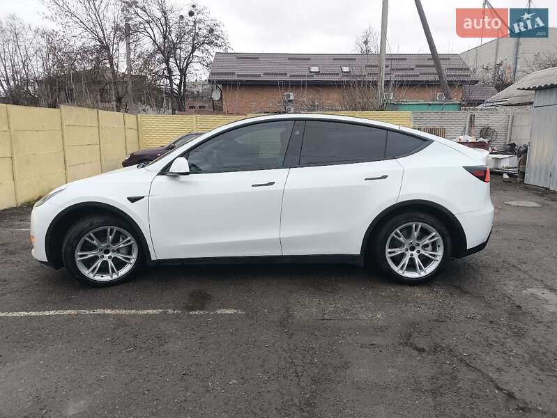 Внедорожник / Кроссовер Tesla Model Y 2024 в Харькове фото 8 Внедорожник / Кроссовер Tesla Model Y 2024 в Харькове