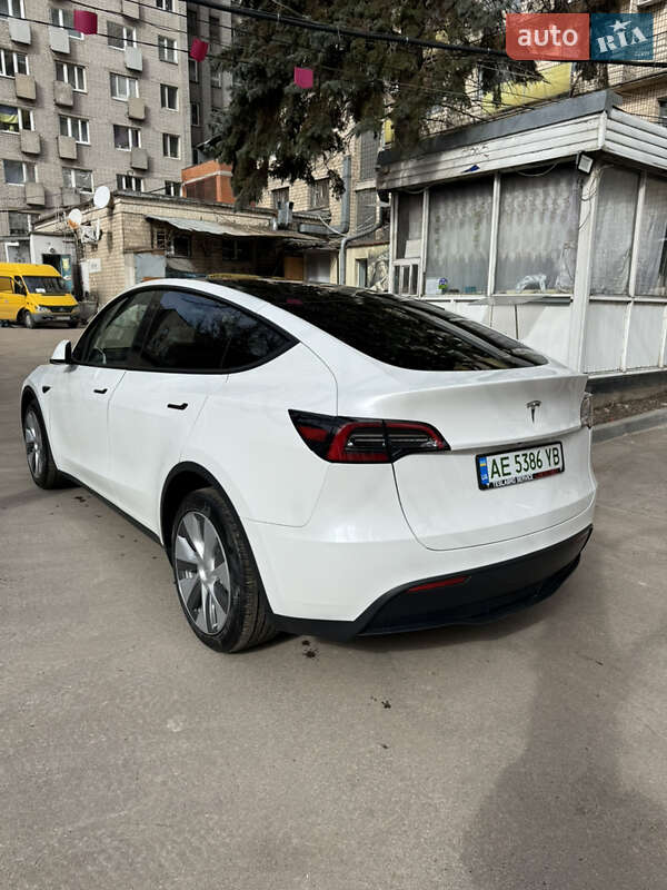 Позашляховик / Кросовер Tesla Model Y 2023 в Дніпрі