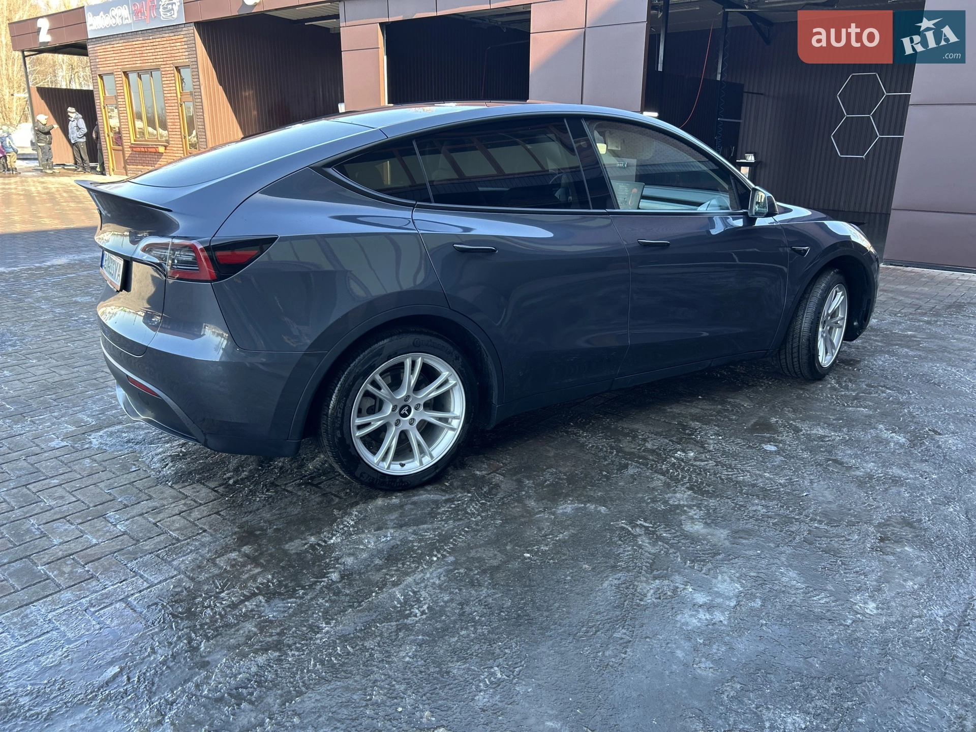 2023 Tesla Model Y - мініатюра 5