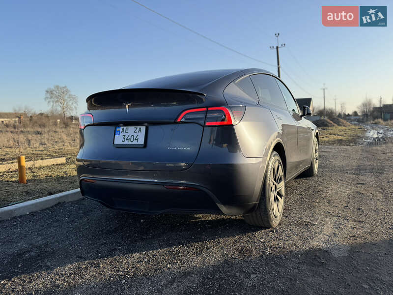 Внедорожник / Кроссовер Tesla Model Y 2023 в Днепре