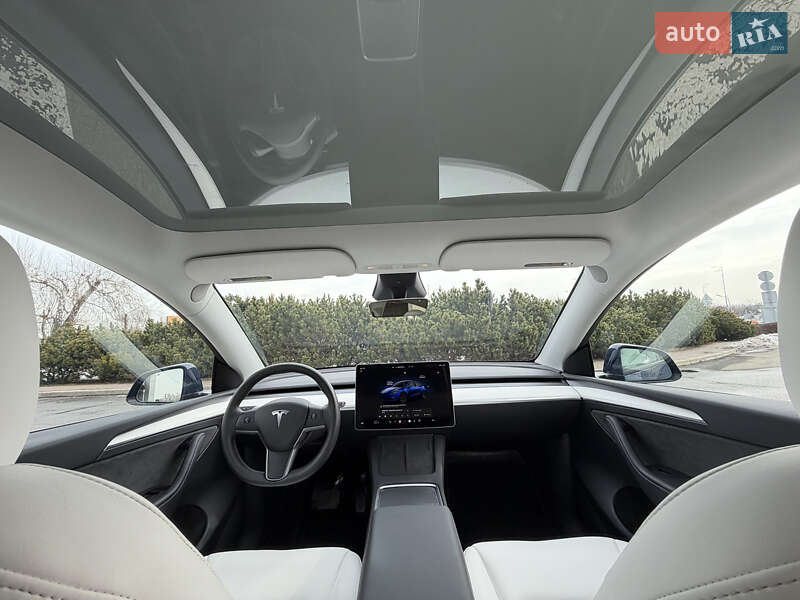 Позашляховик / Кросовер Tesla Model Y 2024 в Києві фото 34 Позашляховик / Кросовер Tesla Model Y 2024 в Києві