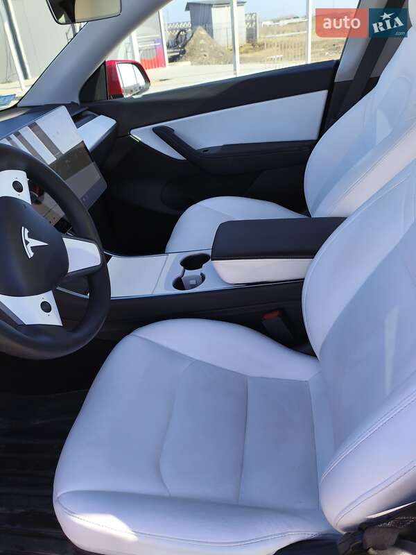 Позашляховик / Кросовер Tesla Model Y 2020 в Одесі