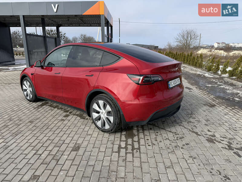 Внедорожник / Кроссовер Tesla Model Y 2023 в Львове