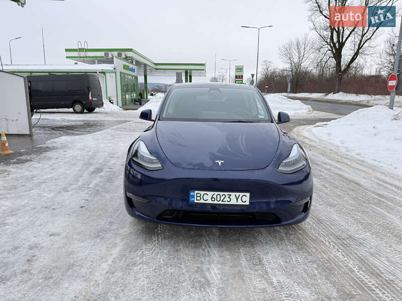 Позашляховик / Кросовер Tesla Model Y 2022 в Львові