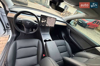 Внедорожник / Кроссовер Tesla Model Y 2021 в Могилев-Подольске