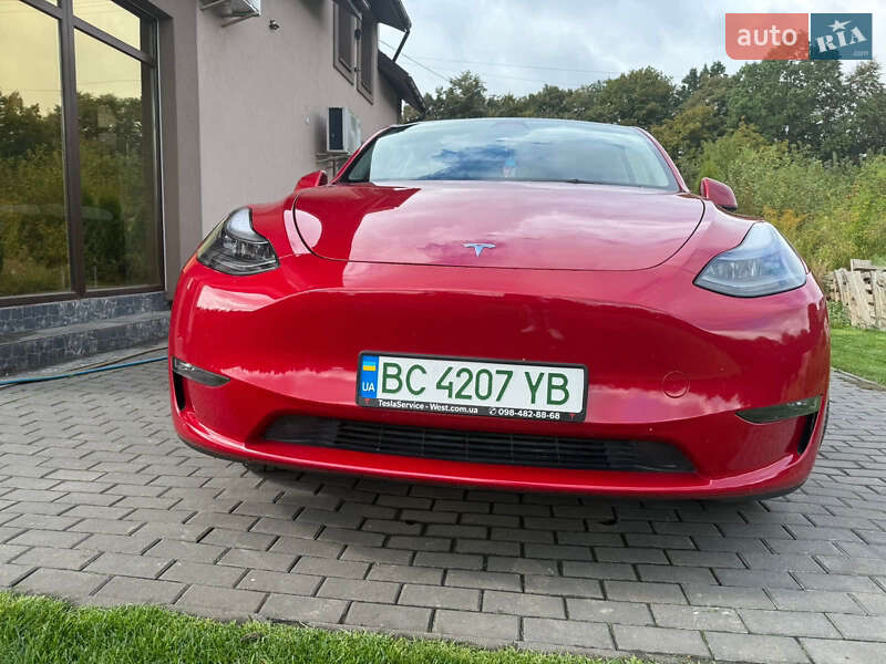 Позашляховик / Кросовер Tesla Model Y 2023 в Львові
