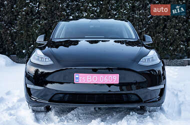 Внедорожник / Кроссовер Tesla Model Y 2023 в Киеве