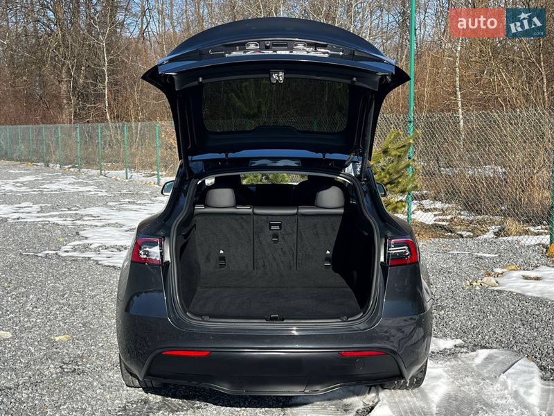 Позашляховик / Кросовер Tesla Model Y 2024 в Львові фото 9 Позашляховик / Кросовер Tesla Model Y 2024 в Львові