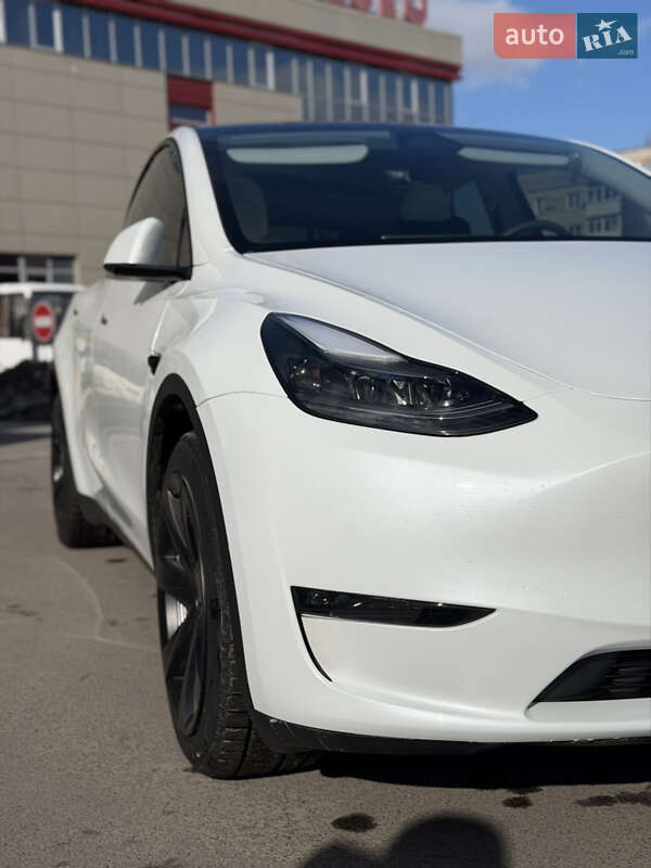 Внедорожник / Кроссовер Tesla Model Y 2023 в Коростене
