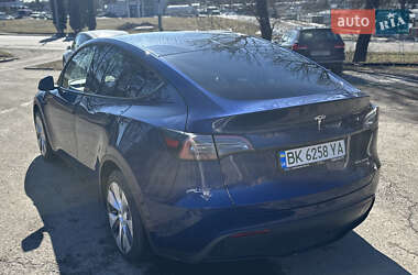 Позашляховик / Кросовер Tesla Model Y 2023 в Рівному