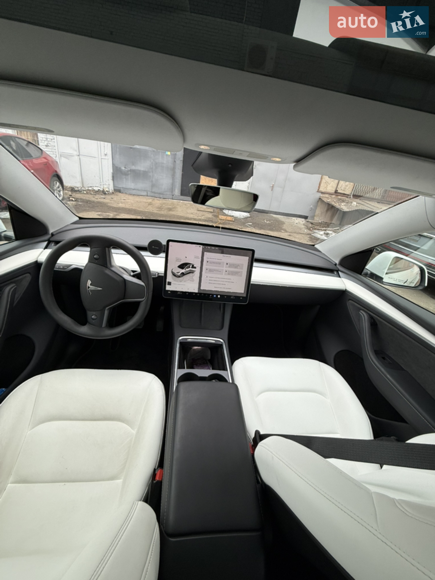 2024 Tesla Model Y - мініатюра 12
