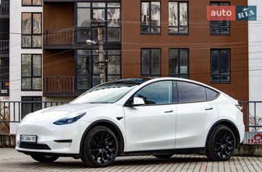 Внедорожник / Кроссовер Tesla Model Y 2022 в Львове