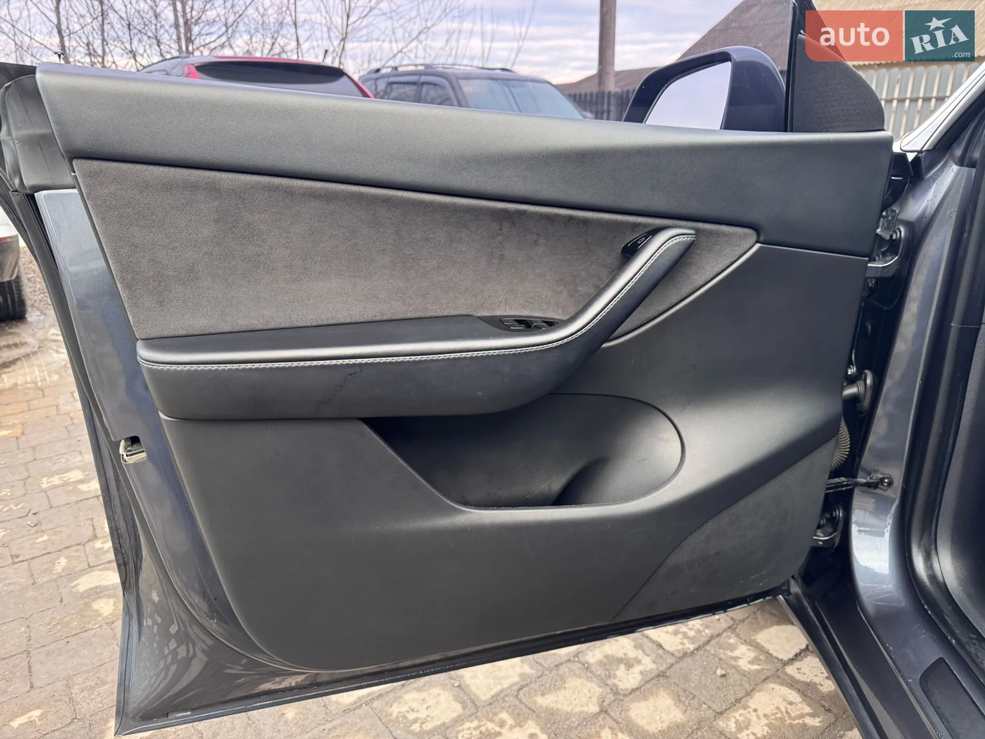 2020 Tesla Model Y - мініатюра 31