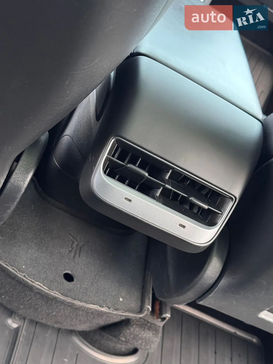 2020 Tesla Model Y - мініатюра 43