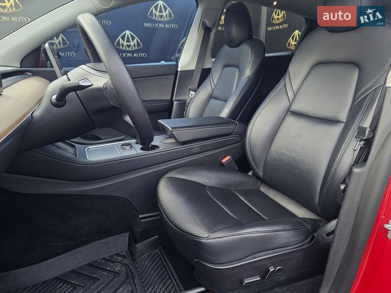 Позашляховик / Кросовер Tesla Model Y 2022 в Києві