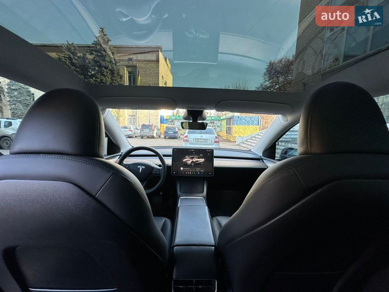 Позашляховик / Кросовер Tesla Model Y 2024 в Вінниці