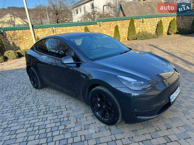 Позашляховик / Кросовер Tesla Model Y 2024 в Вінниці