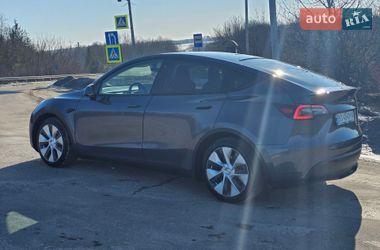Позашляховик / Кросовер Tesla Model Y 2021 в Тернополі