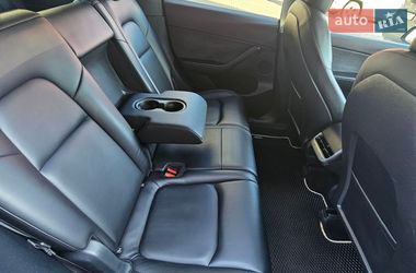 Позашляховик / Кросовер Tesla Model Y 2021 в Тернополі