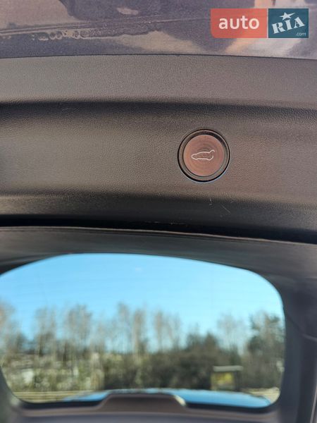 Позашляховик / Кросовер Tesla Model Y 2021 в Тернополі