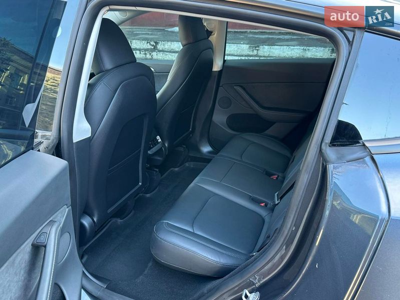 Позашляховик / Кросовер Tesla Model Y 2024 в Вінниці