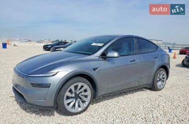 Позашляховик / Кросовер Tesla Model Y 2025 в Львові