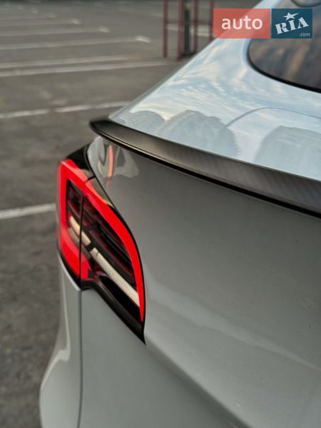 Внедорожник / Кроссовер Tesla Model Y 2022 в Киеве