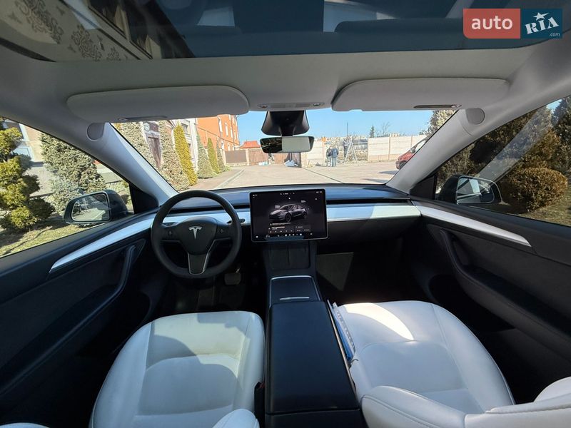 Позашляховик / Кросовер Tesla Model Y 2023 в Стрию