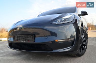 Внедорожник / Кроссовер Tesla Model Y 2024 в Трускавце