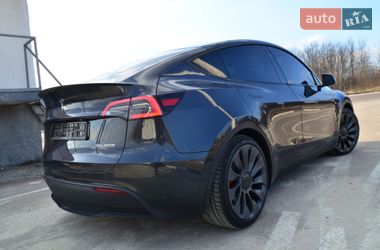 Внедорожник / Кроссовер Tesla Model Y 2024 в Трускавце