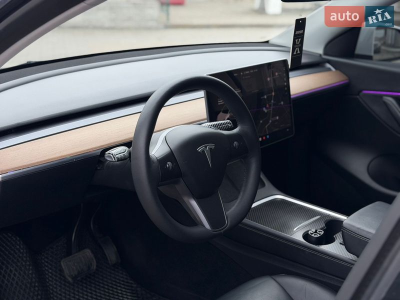 Внедорожник / Кроссовер Tesla Model Y 2021 в Запорожье