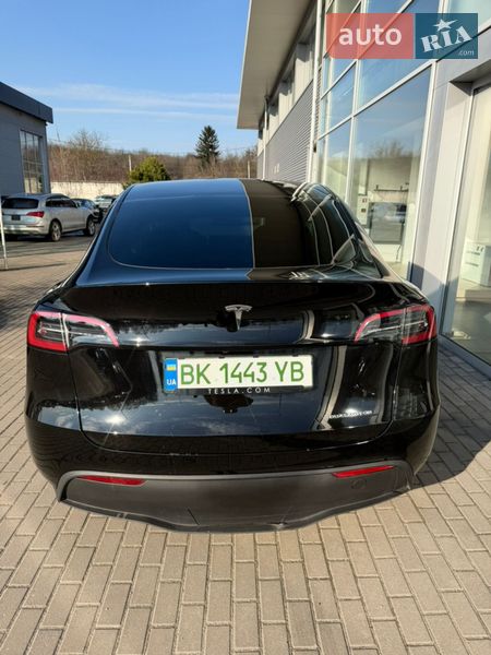 Позашляховик / Кросовер Tesla Model Y 2023 в Рівному