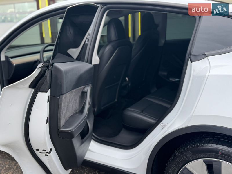 Внедорожник / Кроссовер Tesla Model Y 2022 в Одессе