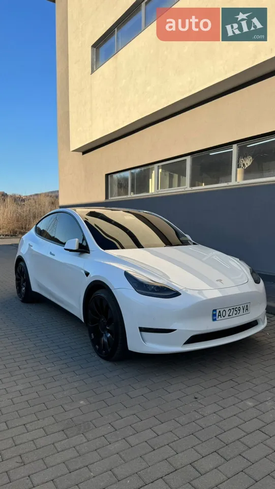2021 Tesla Model Y - мініатюра 8