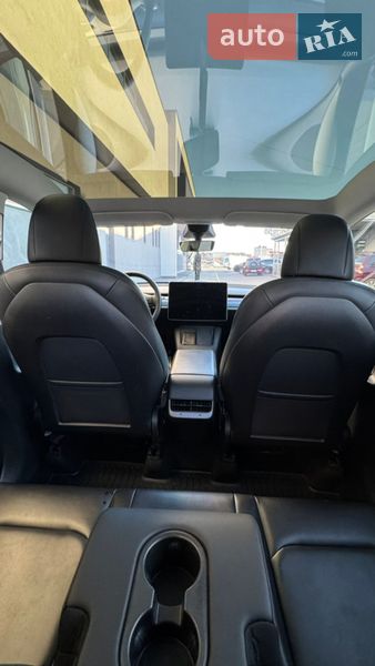 Позашляховик / Кросовер Tesla Model Y 2022 в Мукачевому фото 8 Позашляховик / Кросовер Tesla Model Y 2022 в Мукачевому