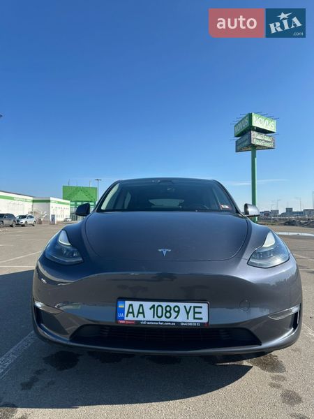 Позашляховик / Кросовер Tesla Model Y 2023 в Києві