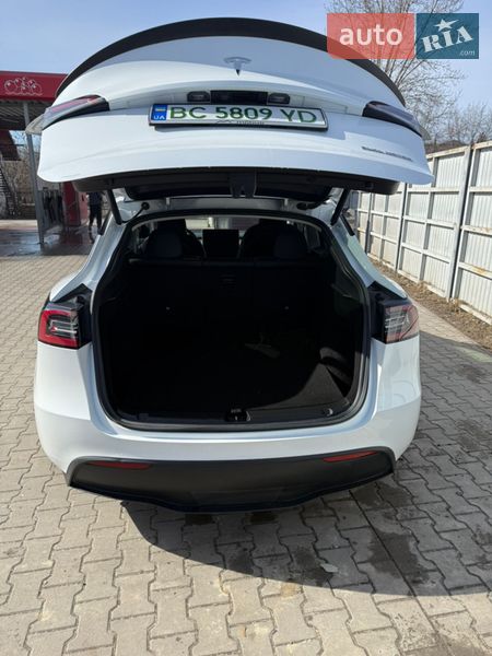 Позашляховик / Кросовер Tesla Model Y 2023 в Жовкві фото 11 Позашляховик / Кросовер Tesla Model Y 2023 в Жовкві