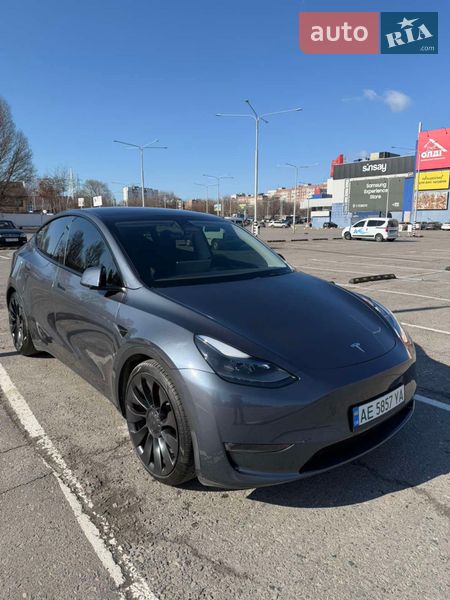 Внедорожник / Кроссовер Tesla Model Y 2023 в Днепре