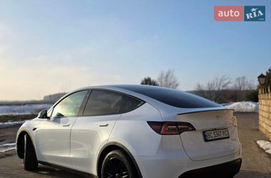 Внедорожник / Кроссовер Tesla Model Y 2020 в Львове