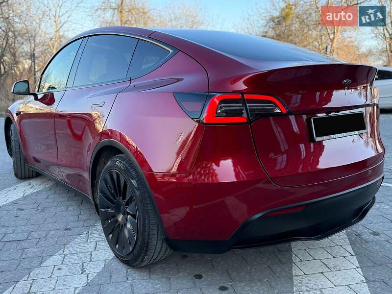 Позашляховик / Кросовер Tesla Model Y 2024 в Львові
