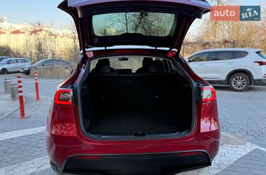 Позашляховик / Кросовер Tesla Model Y 2024 в Львові