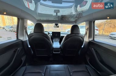 Позашляховик / Кросовер Tesla Model Y 2024 в Львові