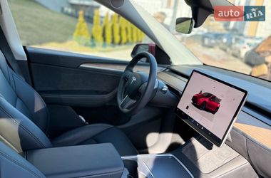 Позашляховик / Кросовер Tesla Model Y 2024 в Львові