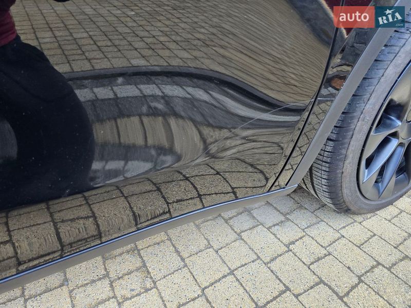 Позашляховик / Кросовер Tesla Model Y 2022 в Трускавці