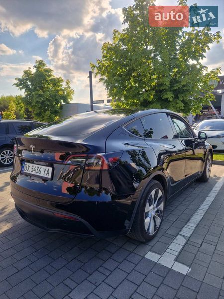 Позашляховик / Кросовер Tesla Model Y 2023 в Хмельницькому